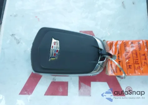 2019 Cadillac Xt5 Premium Luxury z USA, uszkodzony, nr VIN 1GYKNERSXKZ177143